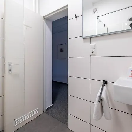 Rum i privatbostad Private Near Station *